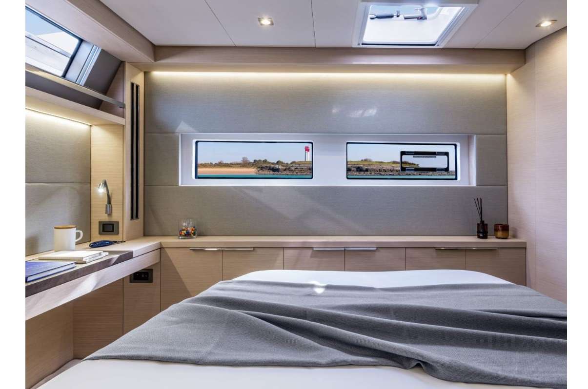 ADEL Yacht Charter - Master cabin