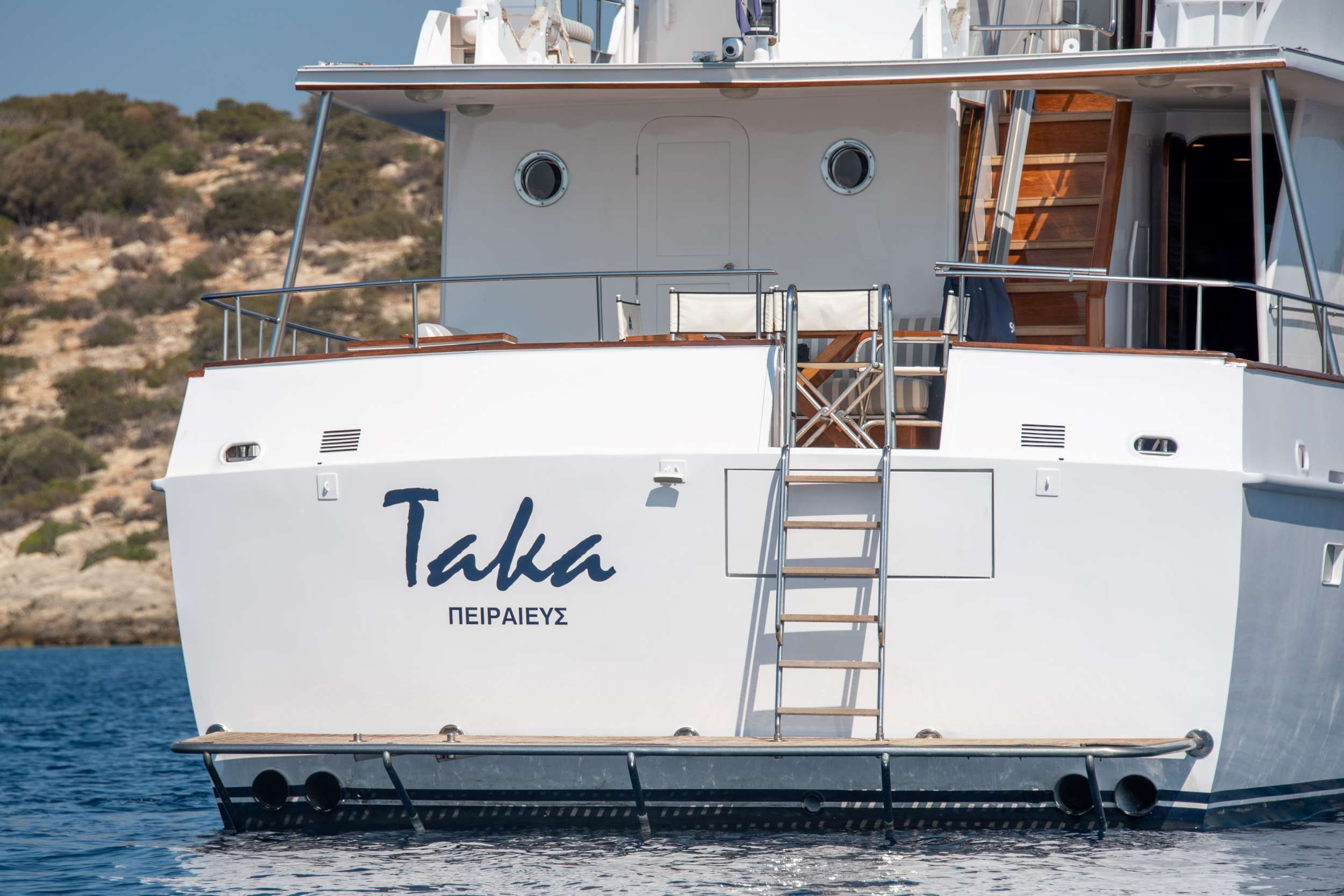 motor yacht TAKA