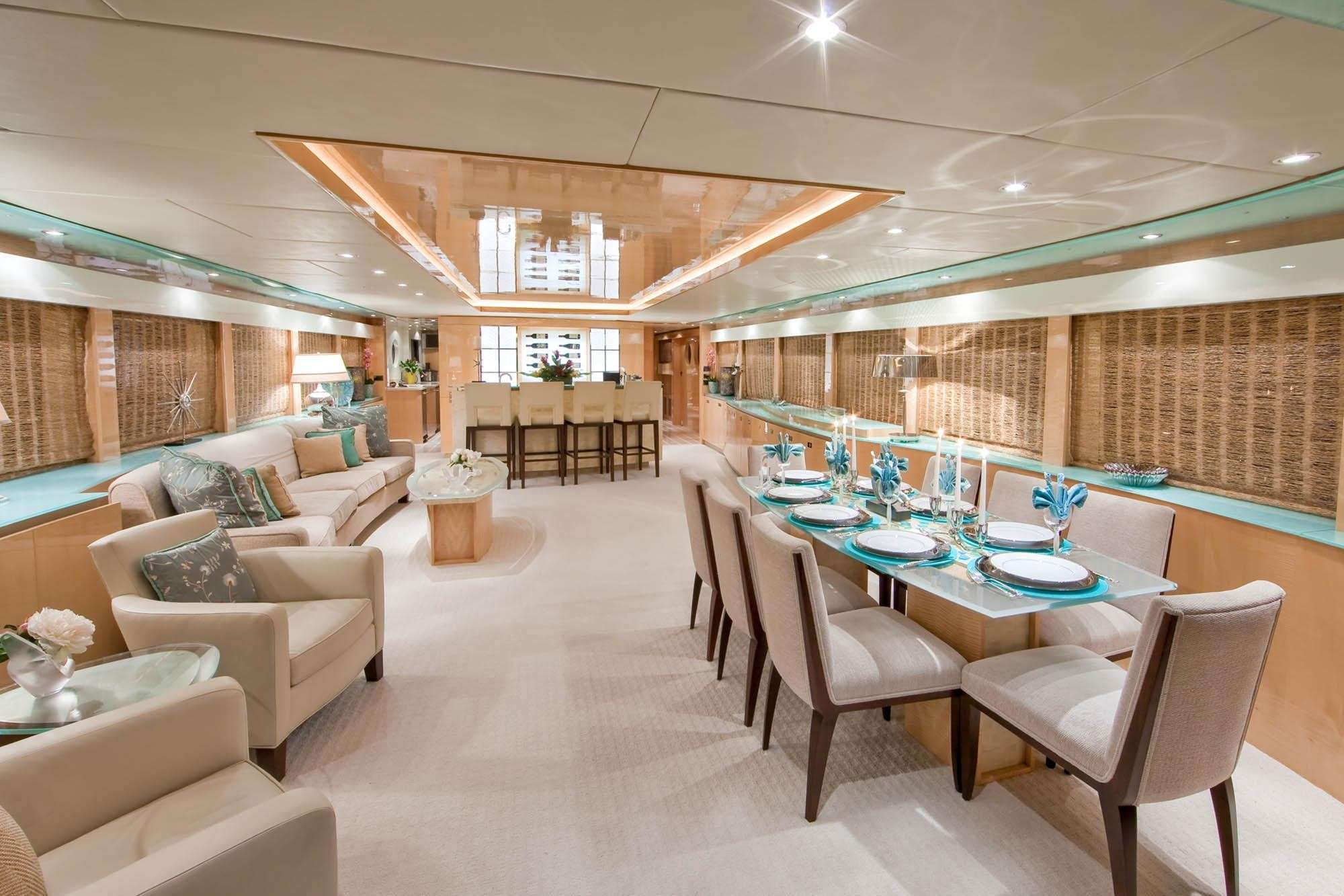 Julia Johnson | Photo 3