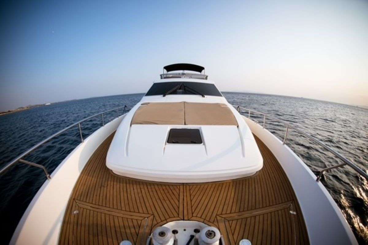 motor yacht HASARD
