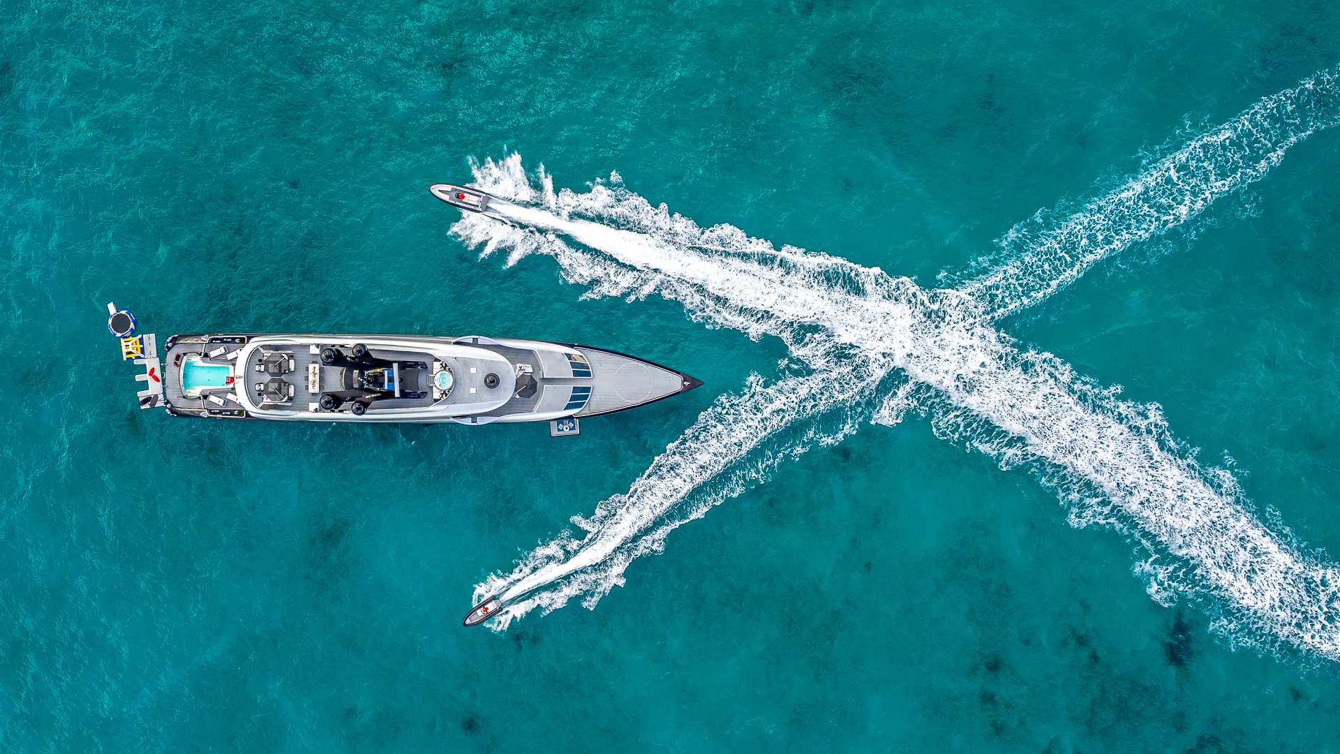 motor yacht OKTO