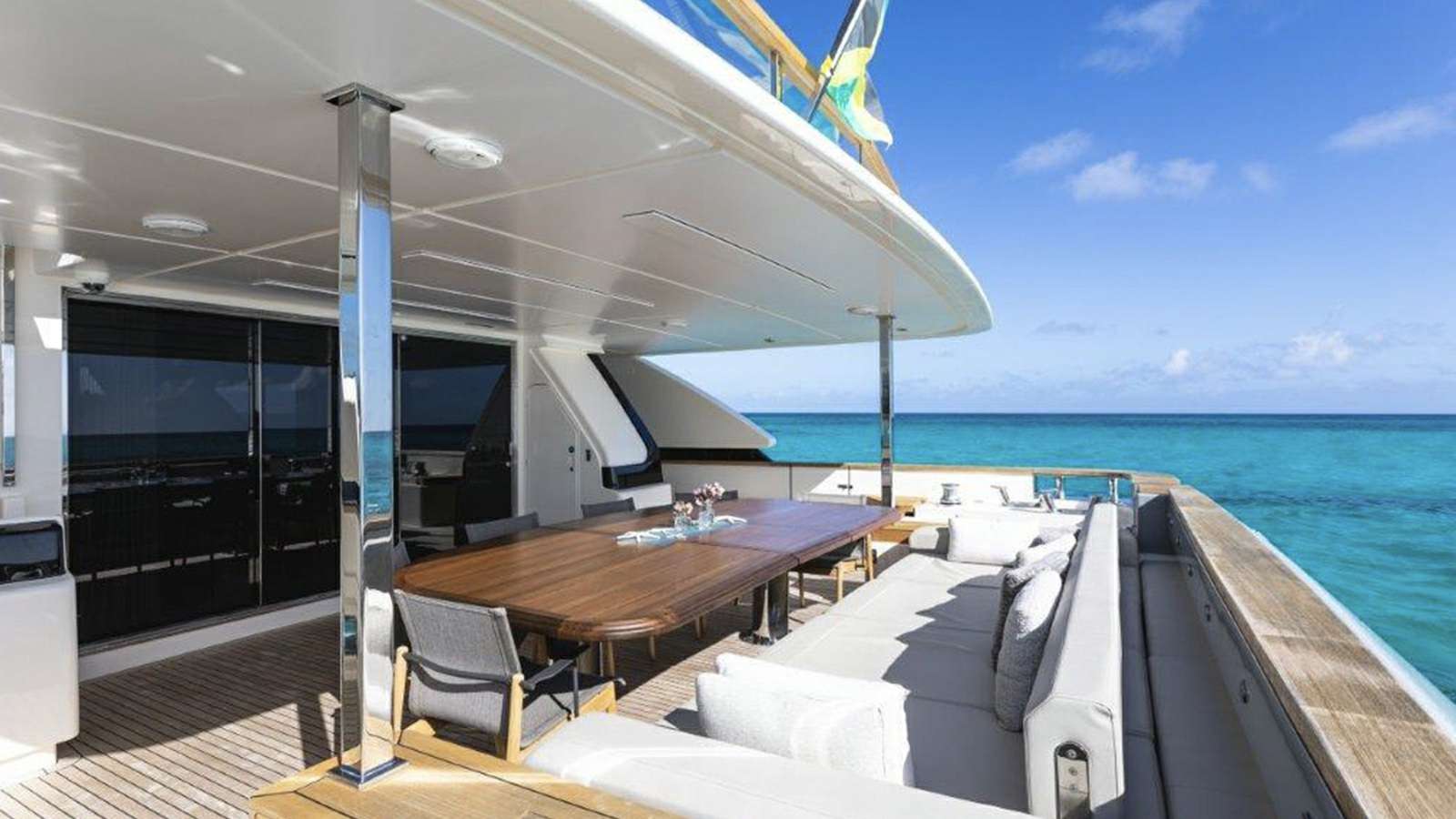 Aft deck