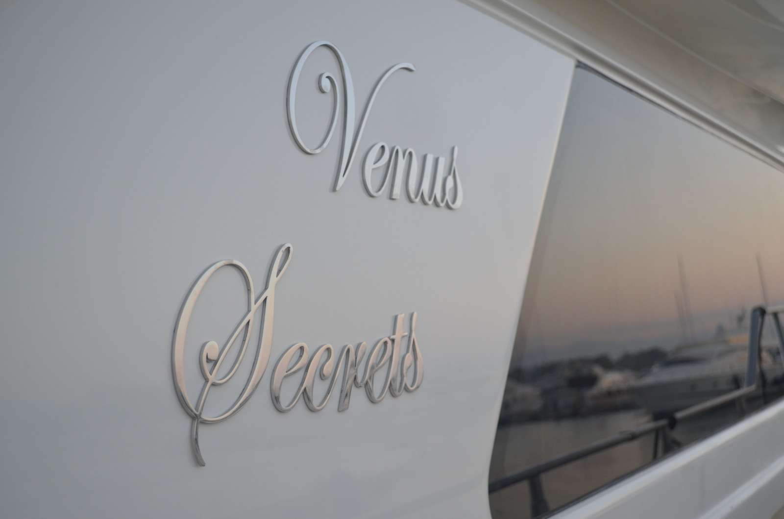 motor yacht VENUS SECRETS