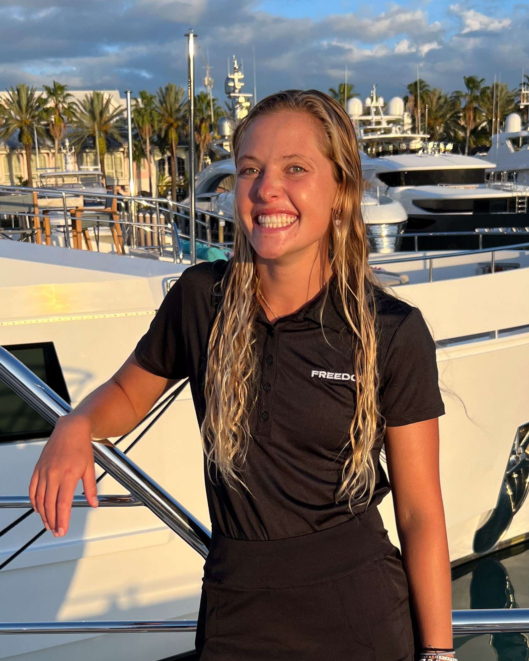 Deckhand/Stew Isabel (Izzi) Mroz
