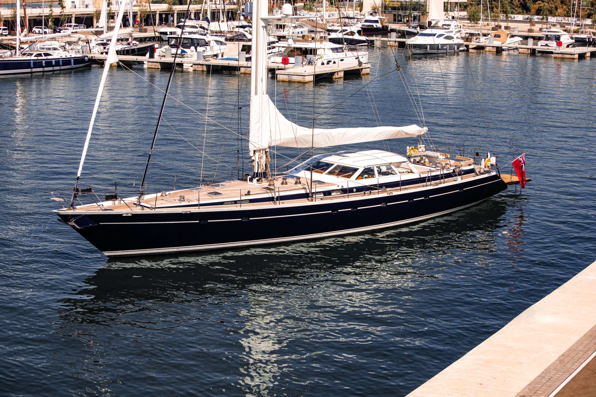 S/Y SCARENA - JONGERT B.V., HOLLAND
LOA: 29.77meters
Guests: 8 - Cabins 4 - Crew 4