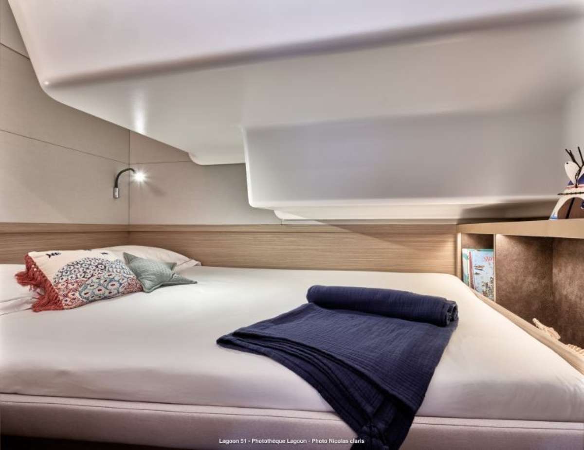 Double cabin