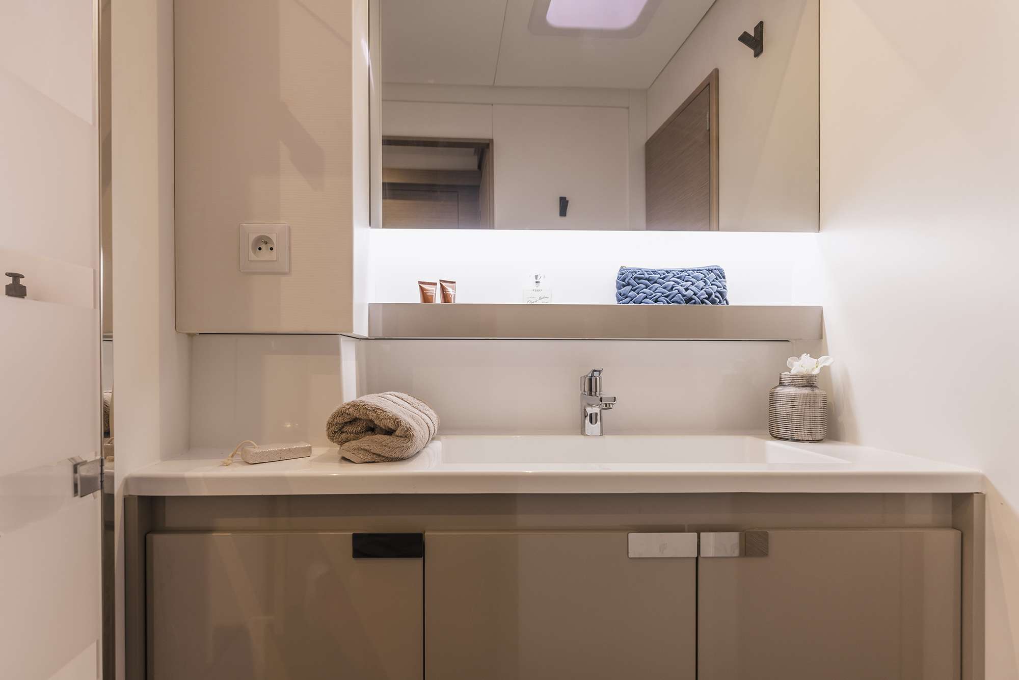 Toilet/Shower 2