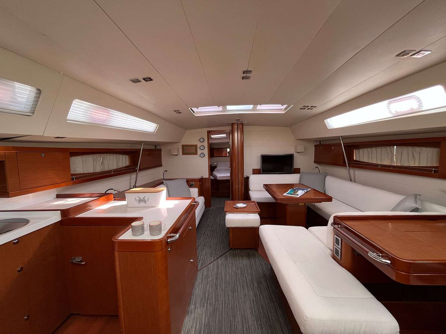 Saloon